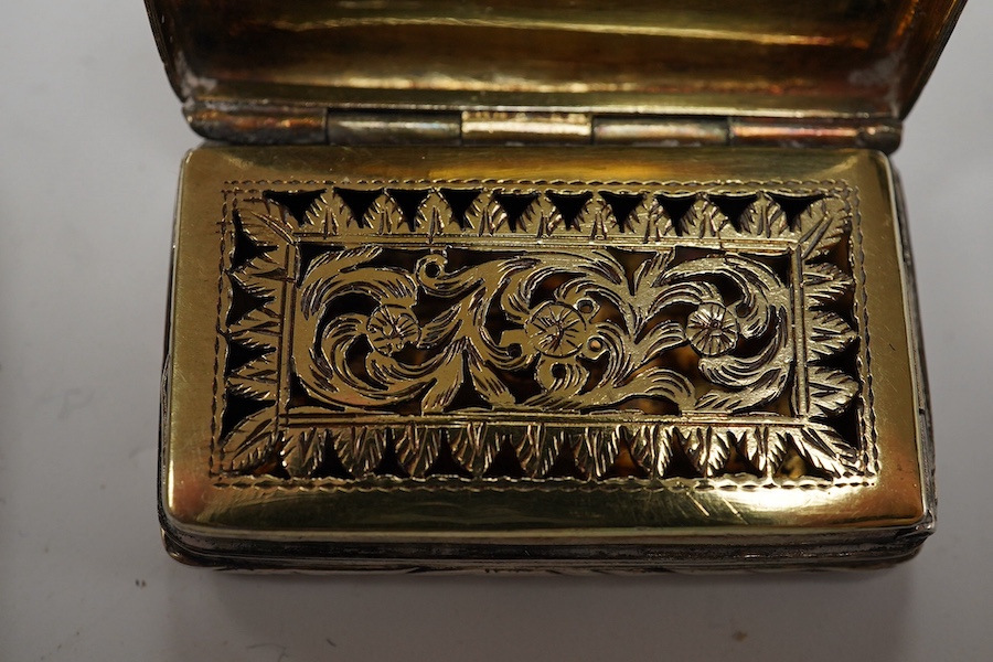 A George IV silver rectangular vinaigrette, John Thropp, Birmingham, 1824, 40mm (a.f.) and one other ribbed silver vinaigrette. Condition - poor